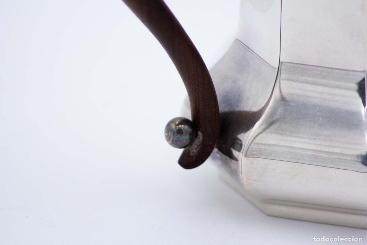 Antig&uuml;edades: Cafetera de plata - Foto 2