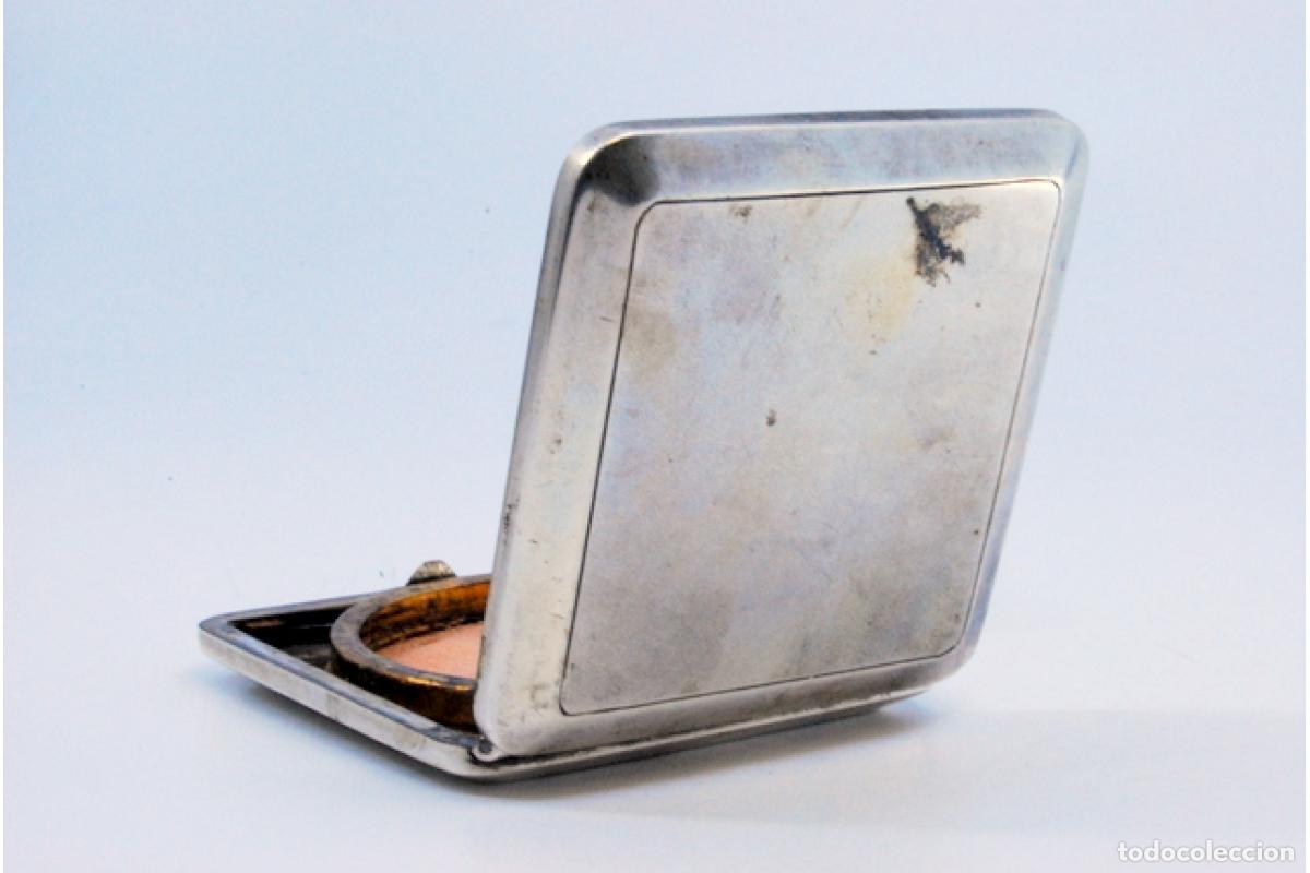 Antig&uuml;edades: Caja de belleza de plata - Foto 3