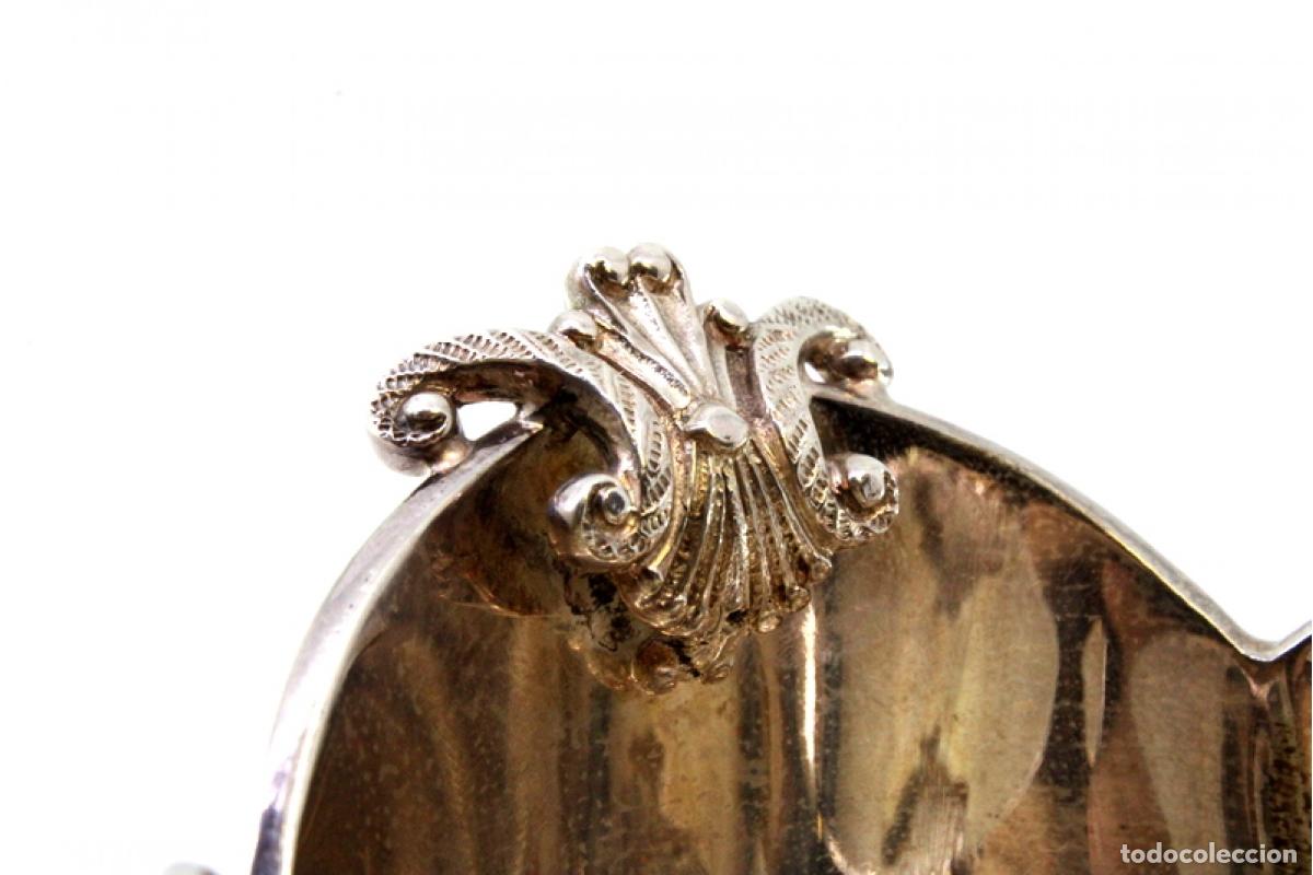 Antig&uuml;edades: bombonera de plata - Foto 3