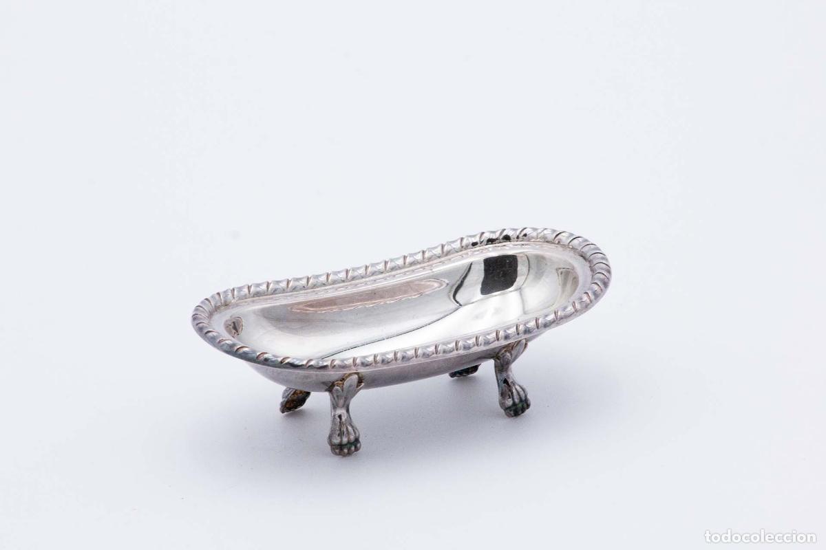 Antig&uuml;edades: bombonera de plata - Foto 3
