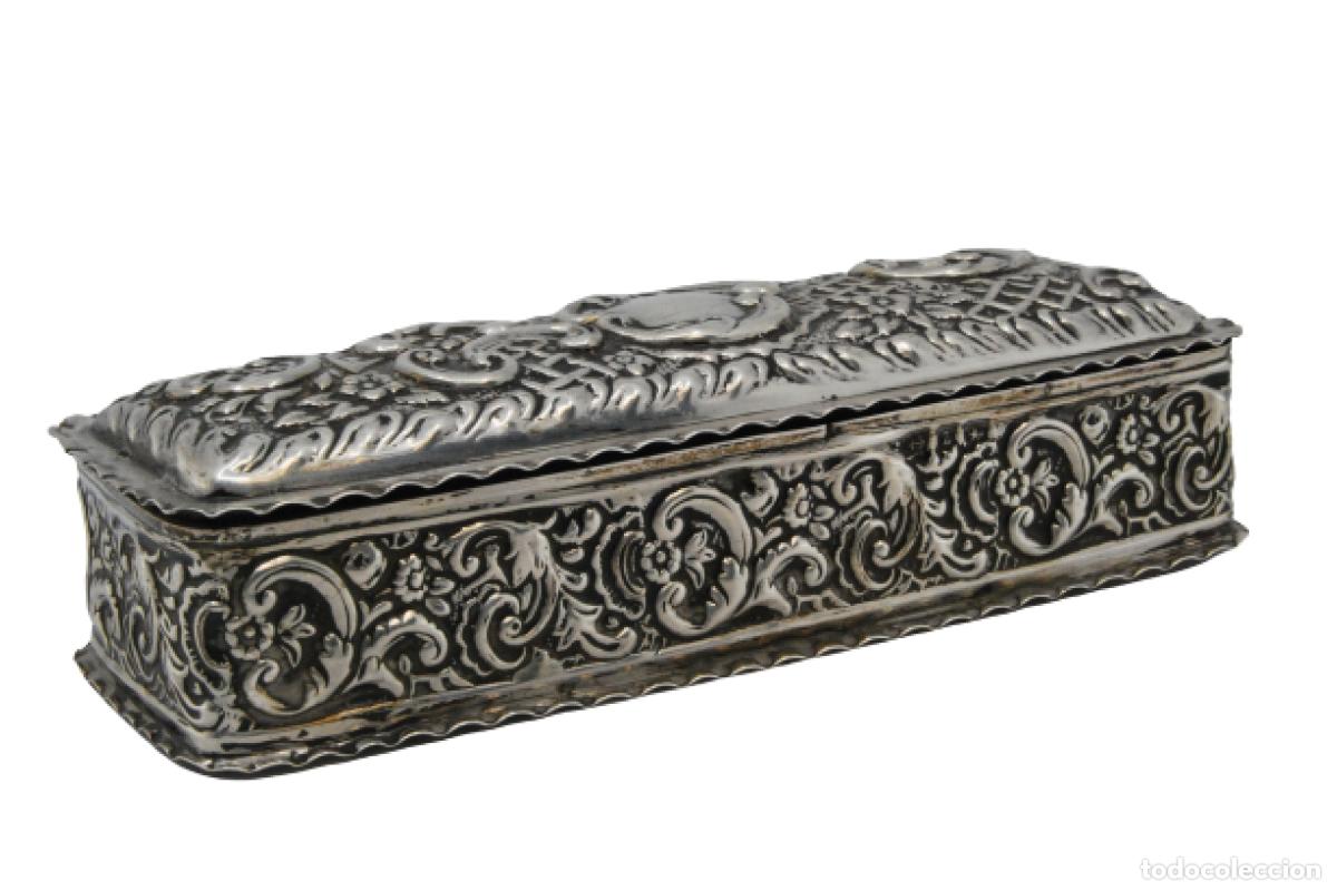 Antig&uuml;edades: Tabaquera, en plata