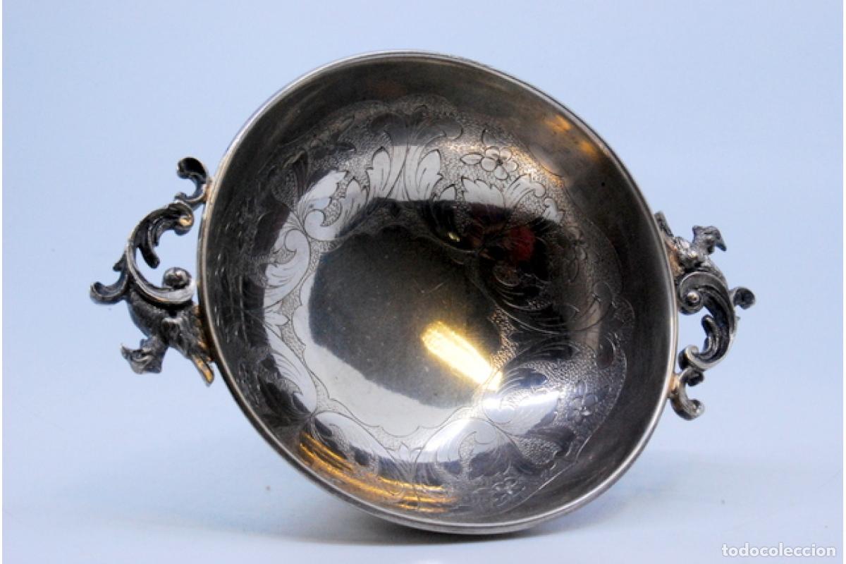 Antig&uuml;edades: bombonera de plata - Foto 2