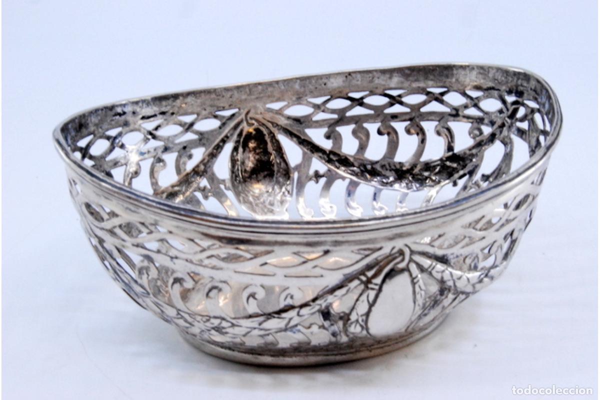 Antig&uuml;edades: bombonera de plata - Foto 3