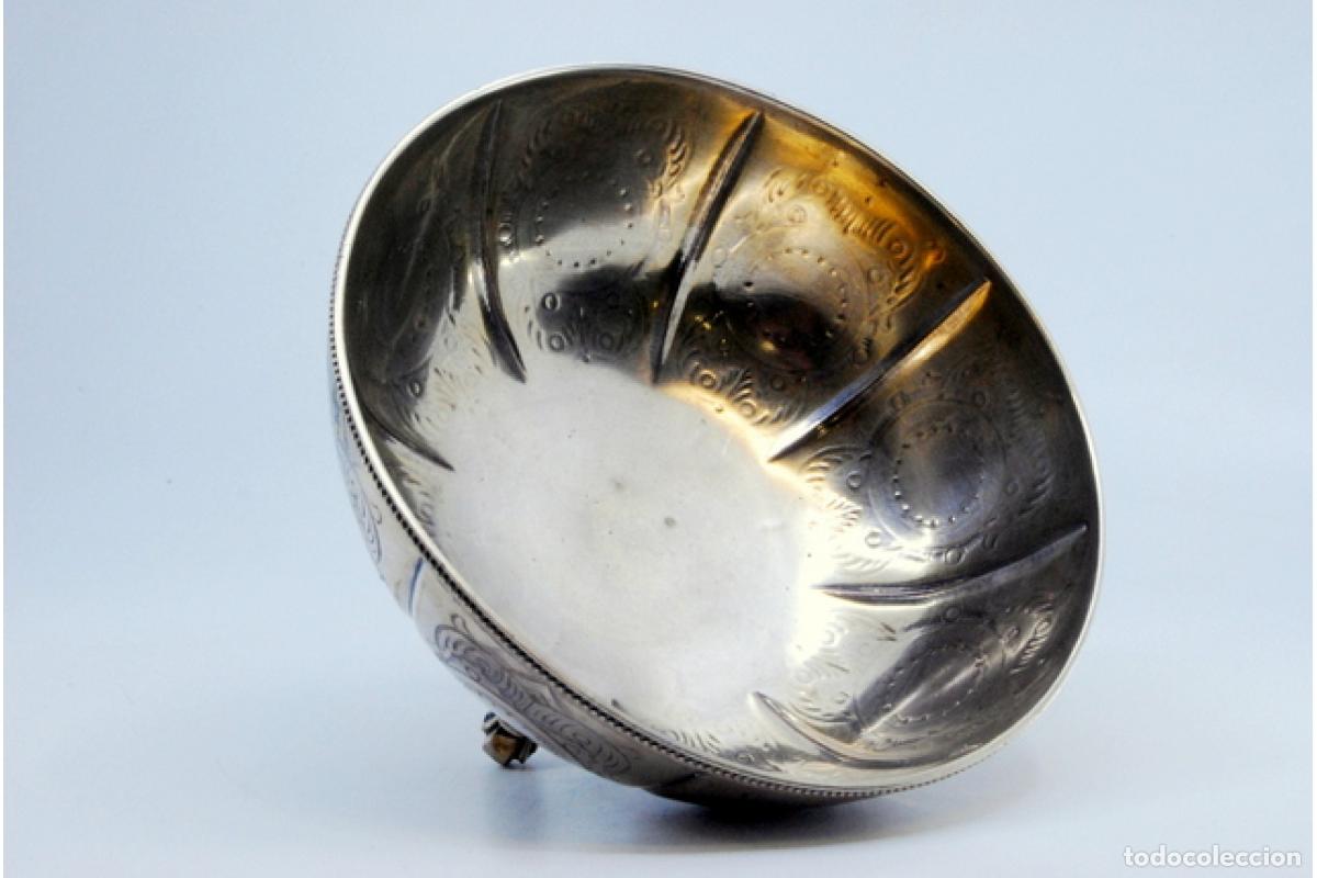 Antig&uuml;edades: bombonera de plata - Foto 3