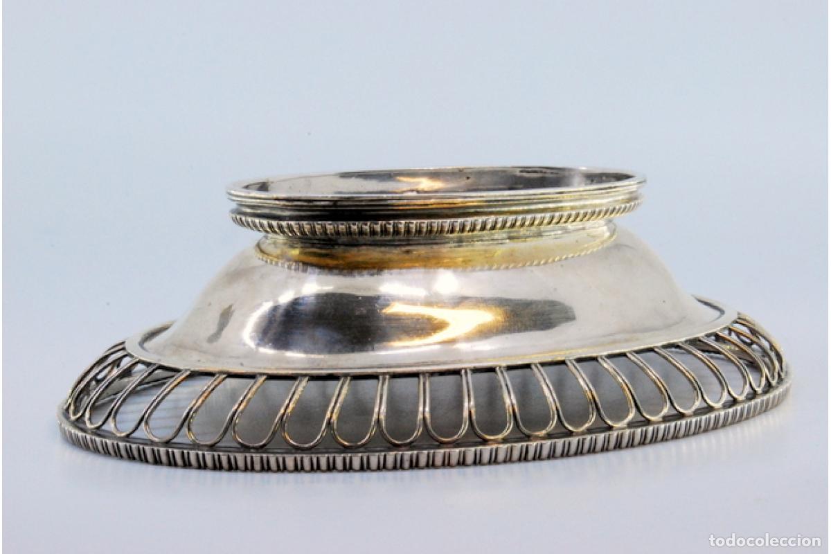 Antig&uuml;edades: bombonera de plata - Foto 2