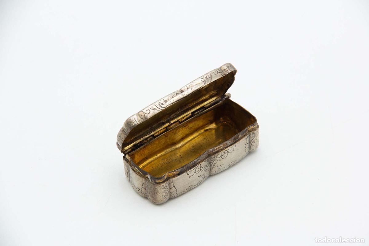 Antig&uuml;edades: Tabaquera, en plata - Foto 2