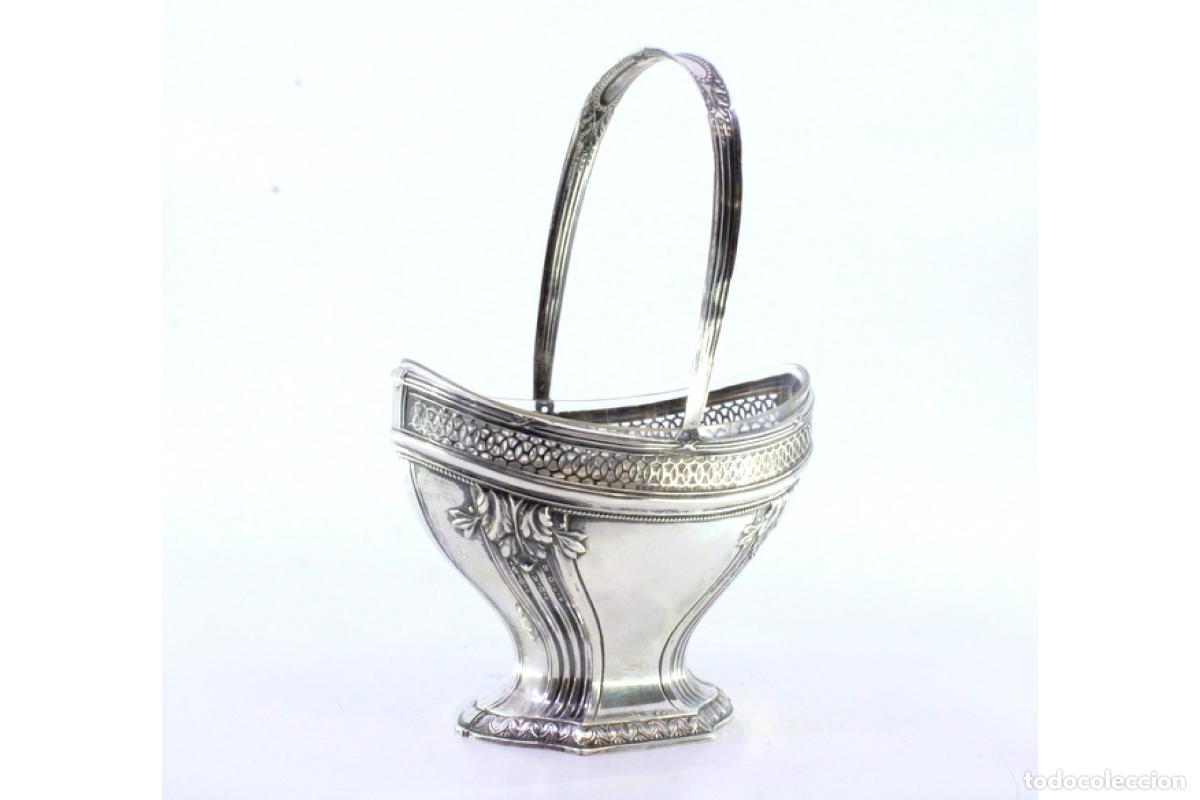 Antig&uuml;edades: bombonera de plata - Foto 5