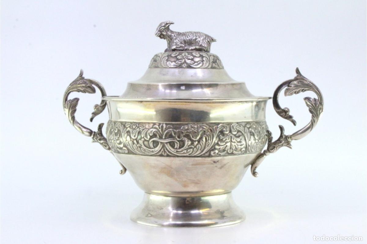 Antig&uuml;edades: bombonera de plata - Foto 4