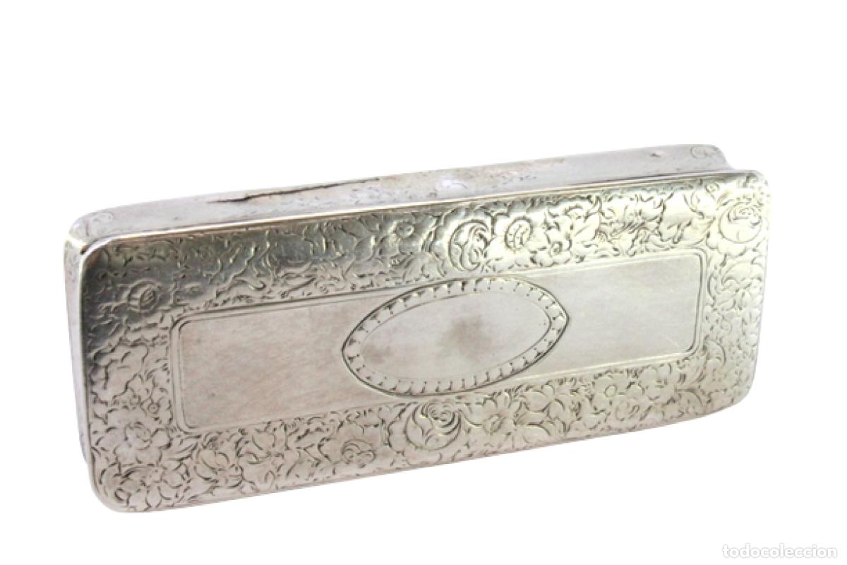 Antiquit&eacute;s: Tabaquera, en plata
