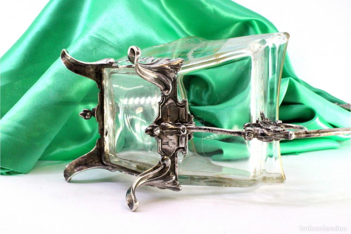 Antig&uuml;edades: bombonera de plata - Foto 2