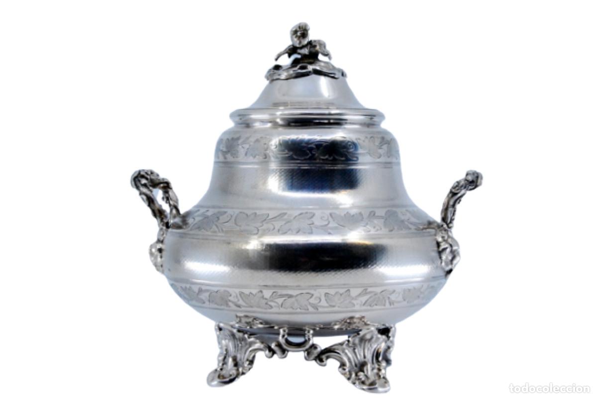 Antiguidades: azucarero de plata