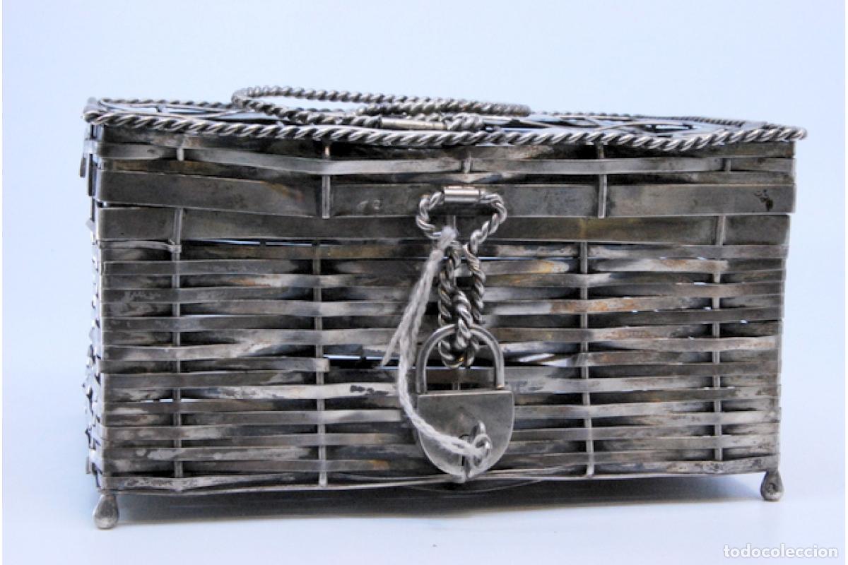 Antig&uuml;edades: Cesta de plata - Foto 7