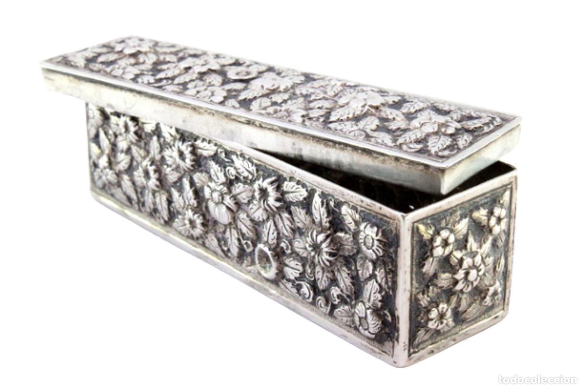 Antiques: Caja de plata
