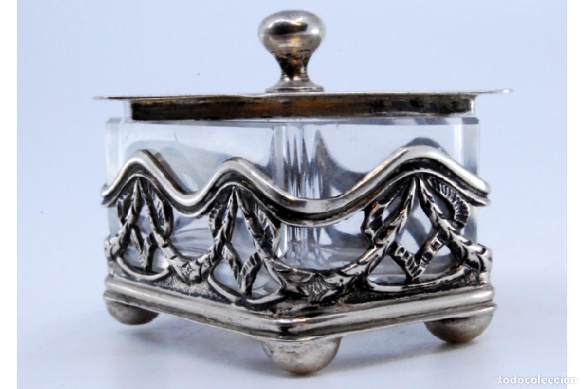 Antig&uuml;edades: Caja de plata para sellos. - Foto 4