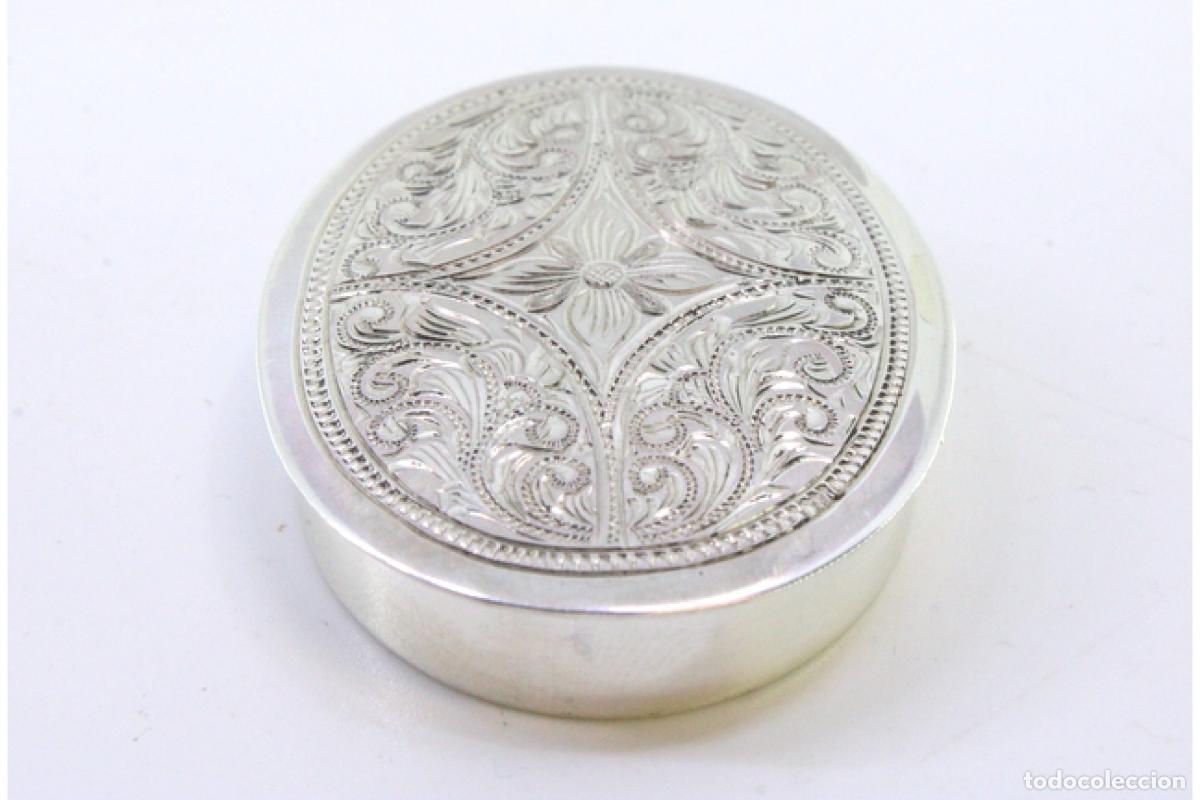 Antig&uuml;edades: Pastillero, en plata - Foto 4