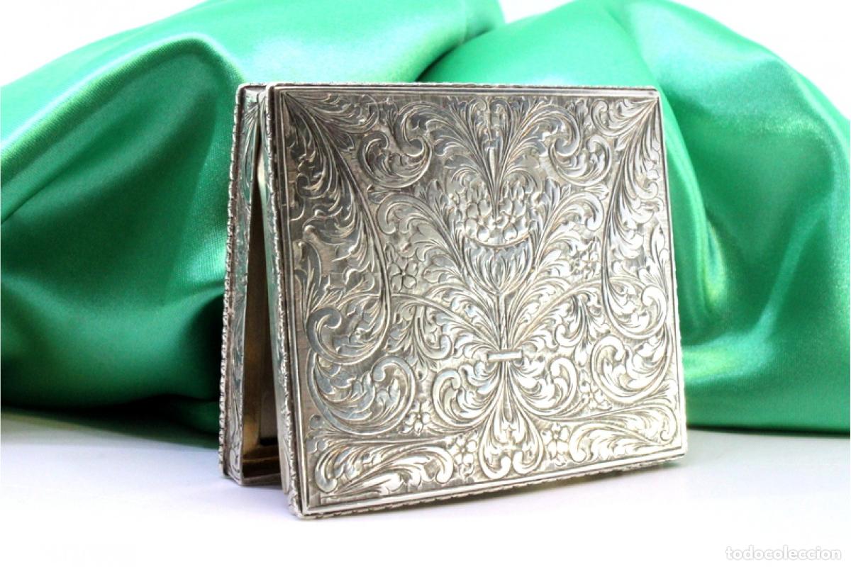 Antig&uuml;edades: Caja de belleza de plata - Foto 4
