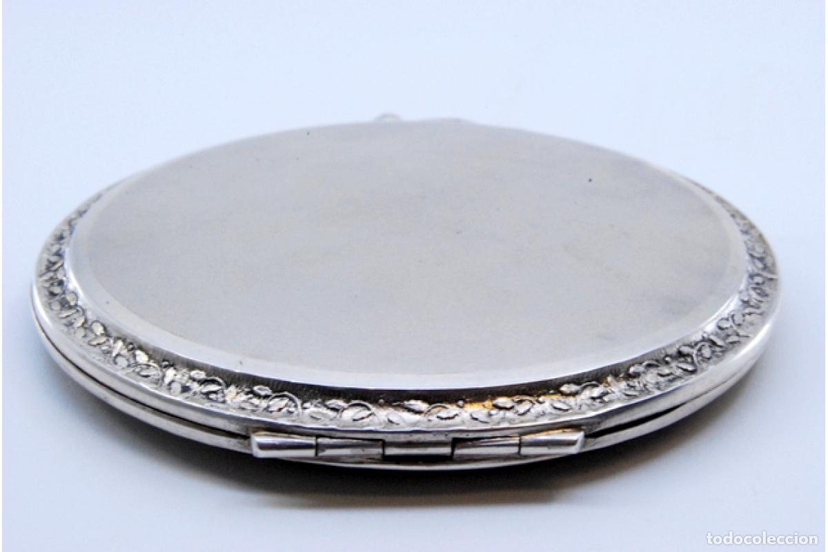Antig&uuml;edades: Caja de belleza de plata - Foto 8