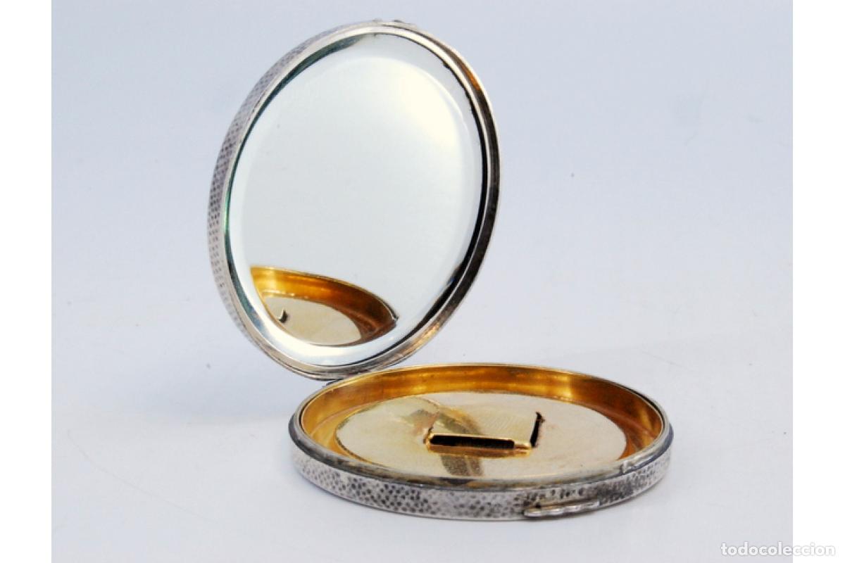 Antig&uuml;edades: Caja de belleza de plata - Foto 4