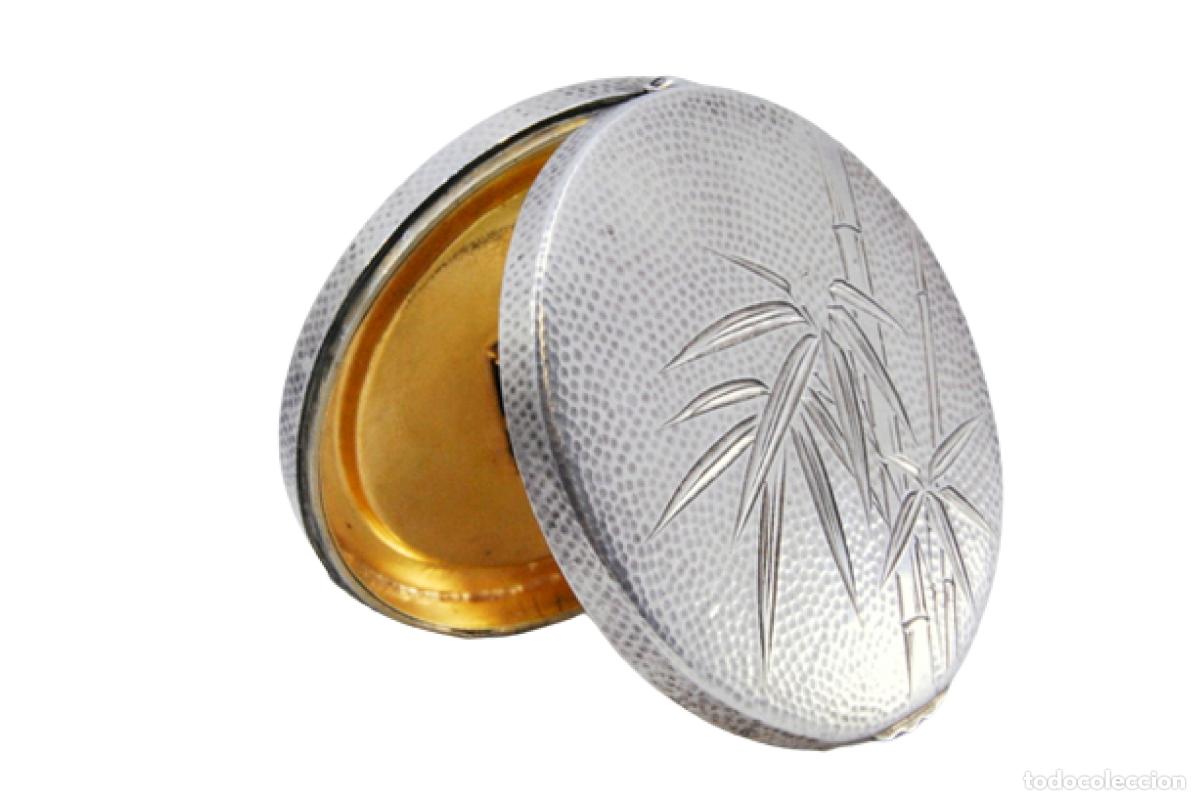 Antiguidades: Caja de belleza de plata