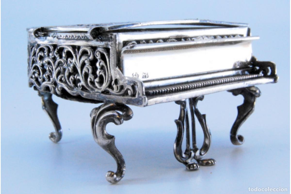 Antig&uuml;edades: Caja de belleza de plata - Foto 10