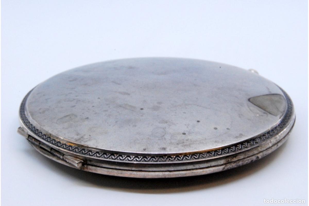 Antig&uuml;edades: Caja de belleza de plata - Foto 7