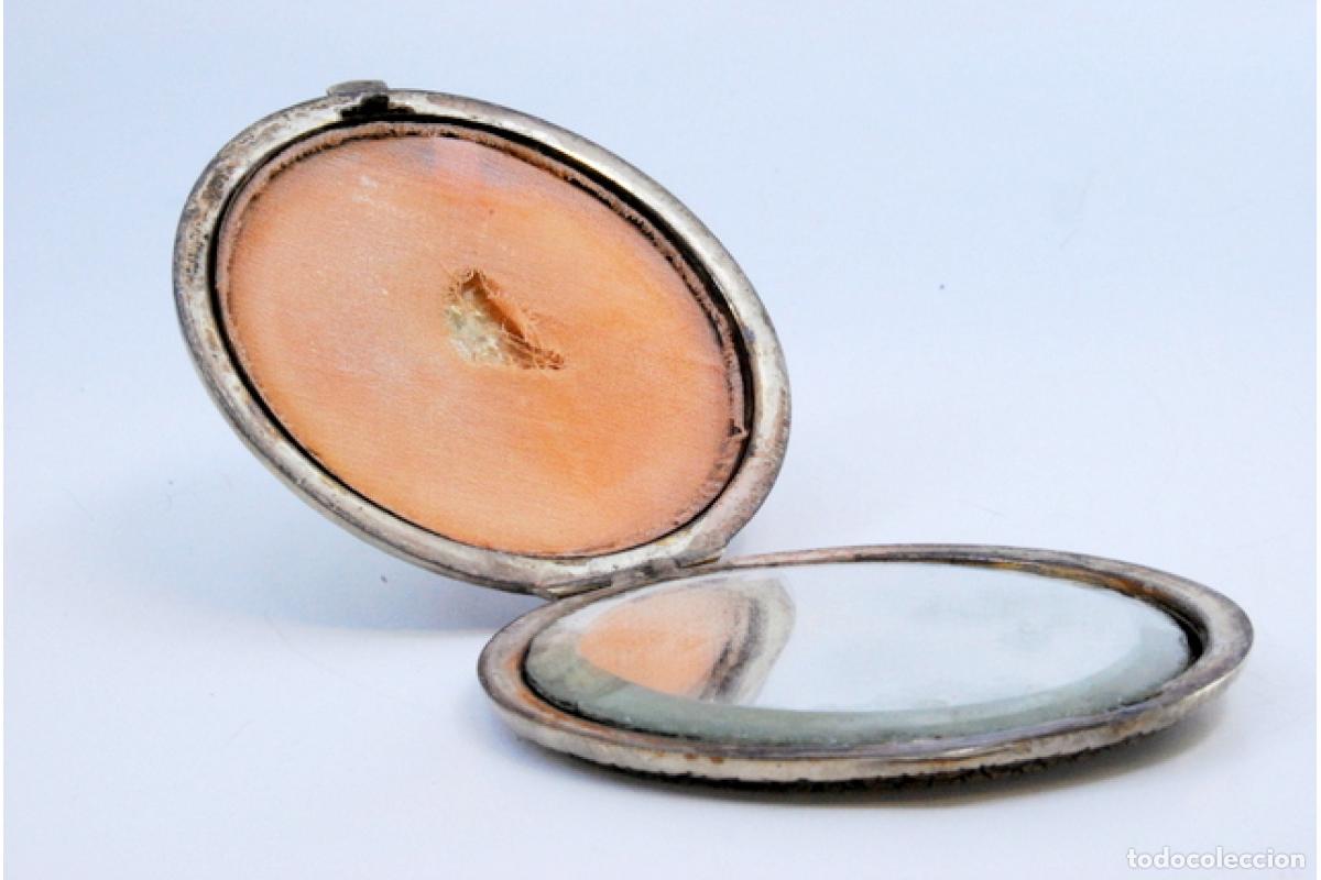 Antig&uuml;edades: Caja de belleza de plata - Foto 4
