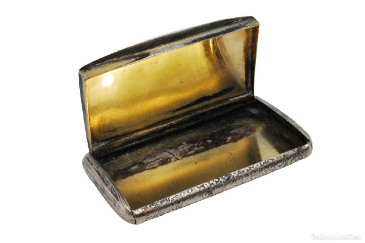 Antiguidades: Tabaquera, en plata