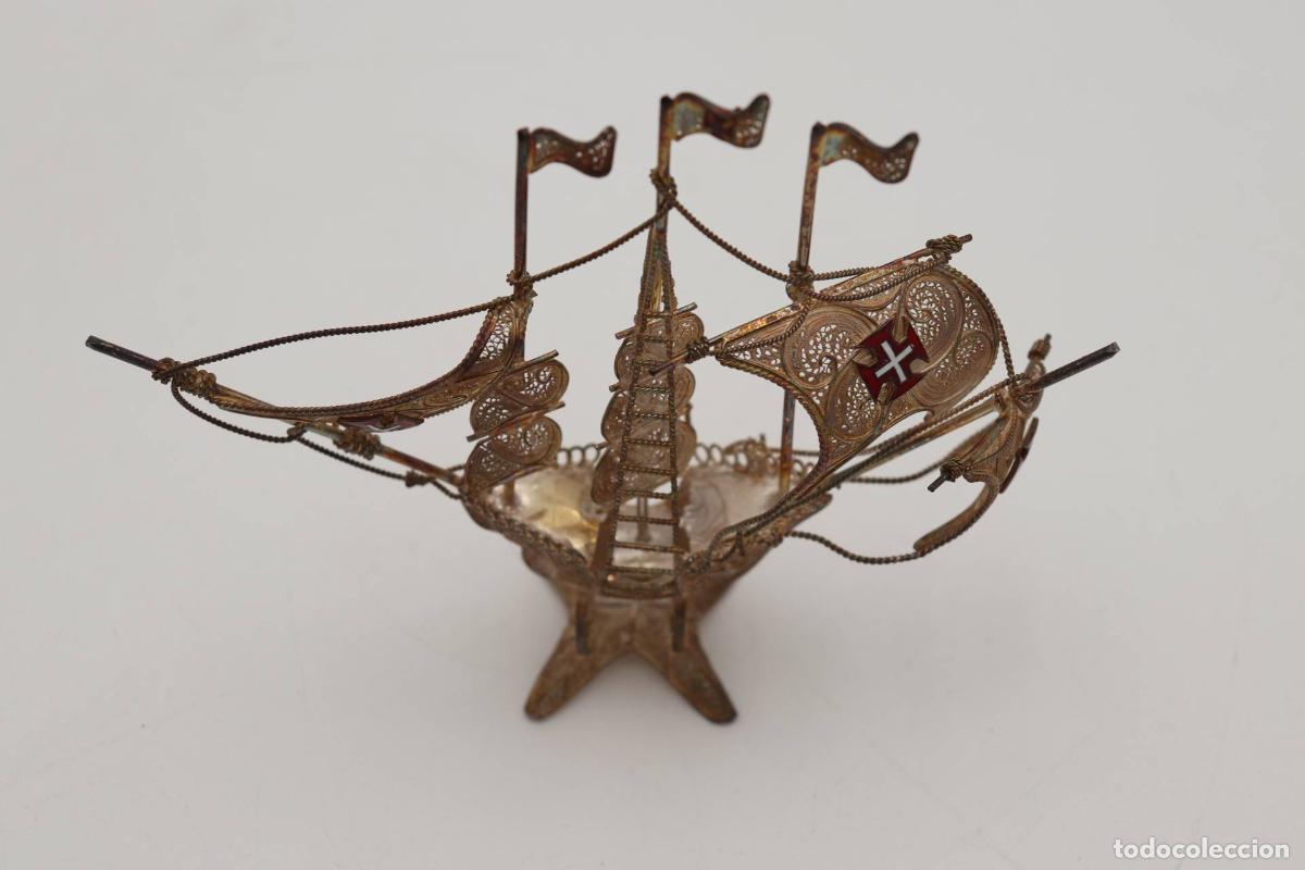 Antig&uuml;edades: Carabela de filigrana de plata. - Foto 3