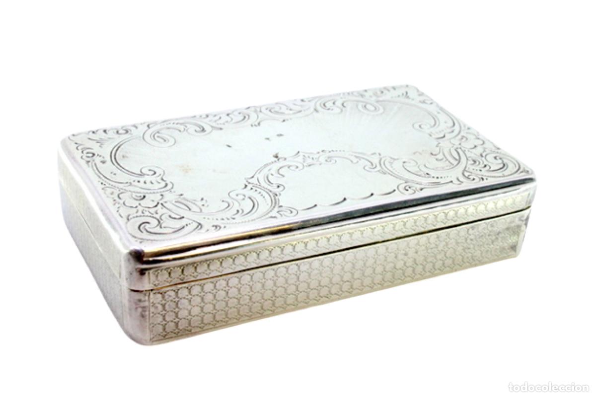 Antiques: Tabaquera, en plata