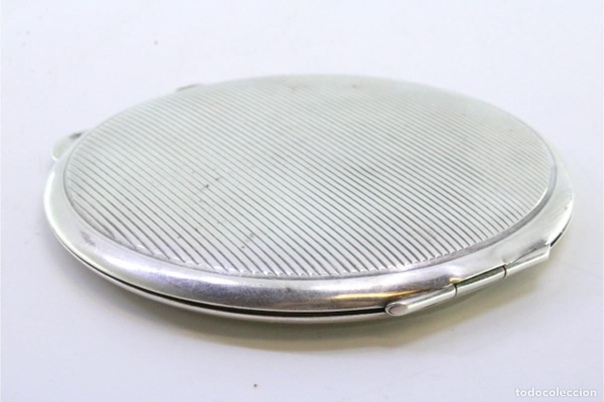 Antig&uuml;edades: Caja de belleza de plata - Foto 4