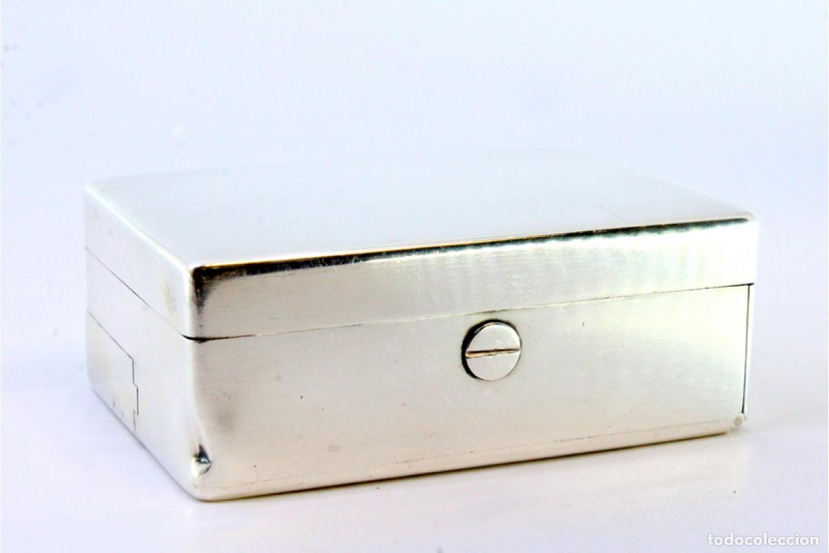 Antig&uuml;edades: Caja de belleza de plata - Foto 4