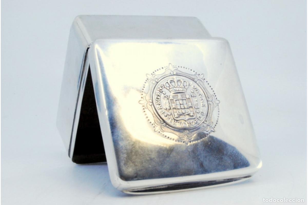 Antig&uuml;edades: Caja de plata - Foto 5