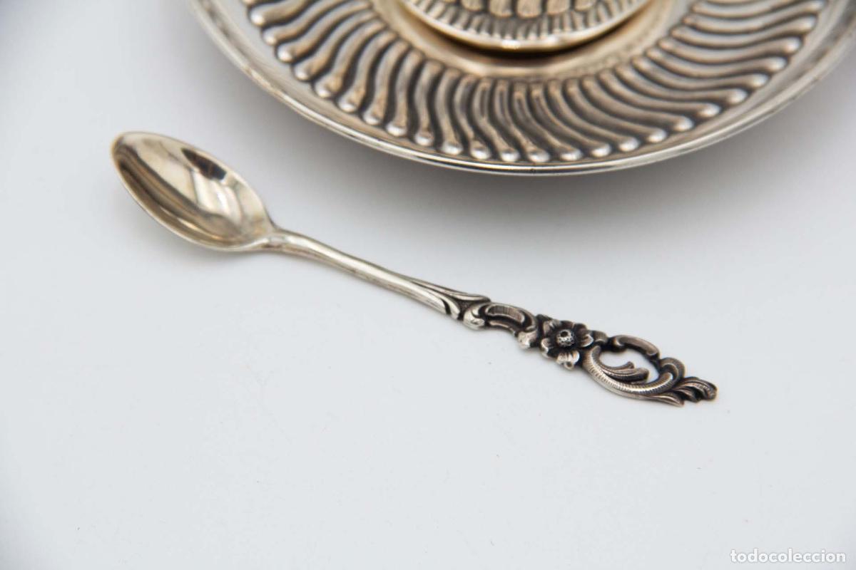 Antig&uuml;edades: taza de t&eacute; de plata - Foto 4