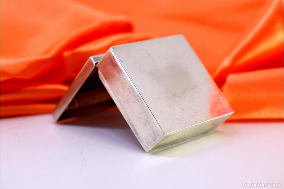 Antig&uuml;edades: Caja de plata - Foto 5