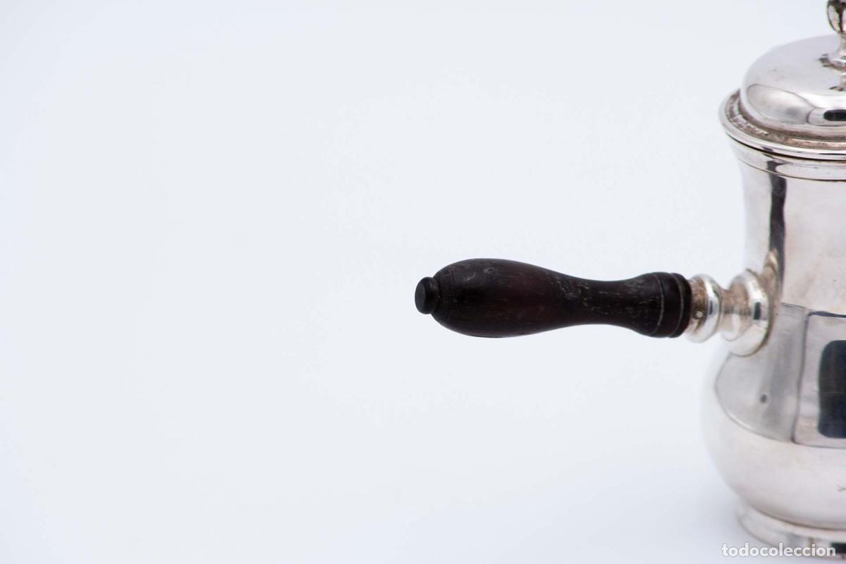 Antig&uuml;edades: chocolatera de plata - Foto 2