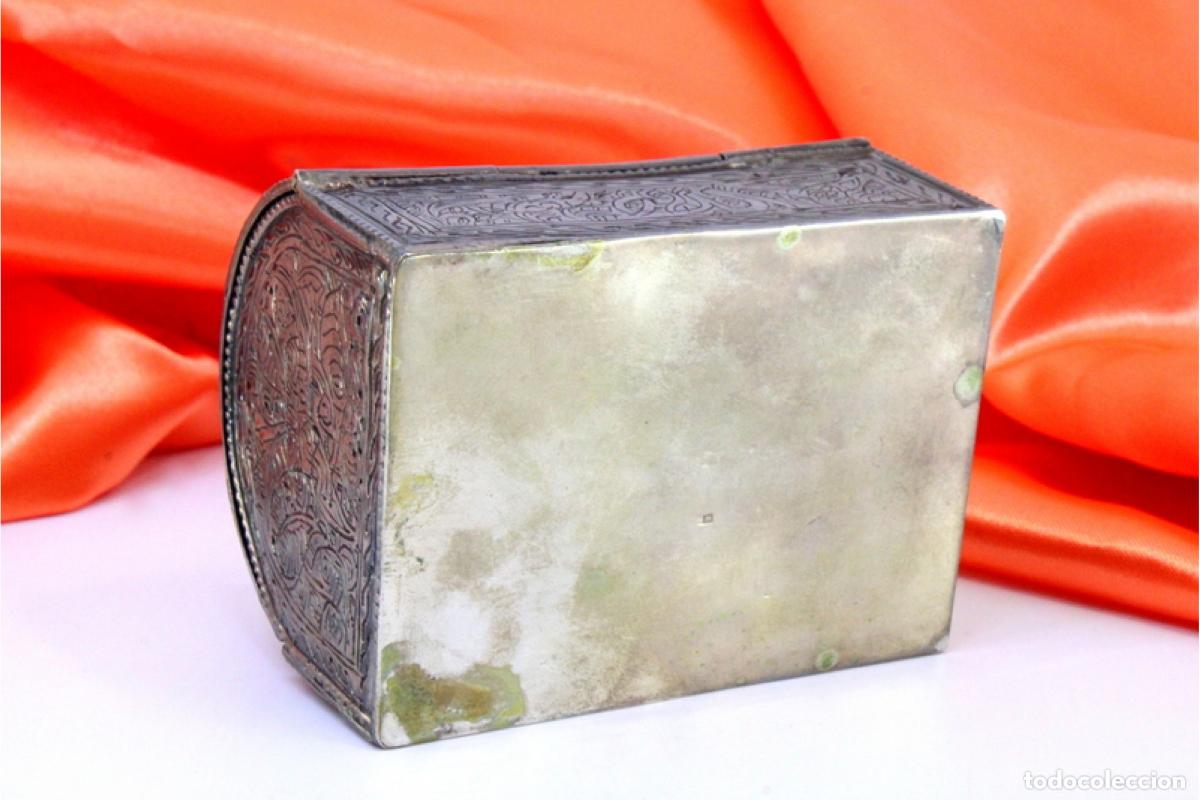 Antig&uuml;edades: Caja de plata - Foto 6