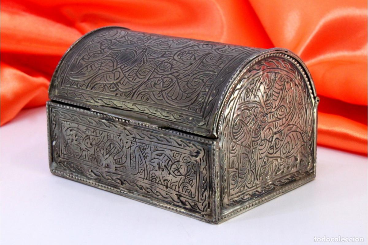 Antig&uuml;edades: Caja de plata - Foto 1