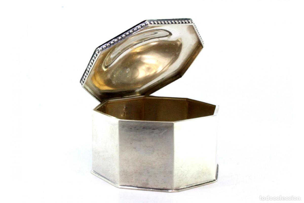 Antig&uuml;edades: Caja de plata - Foto 2