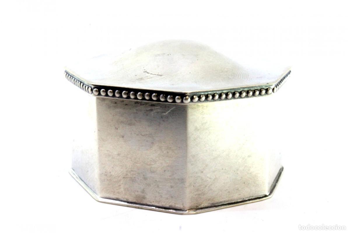 Antig&uuml;edades: Caja de plata - Foto 4