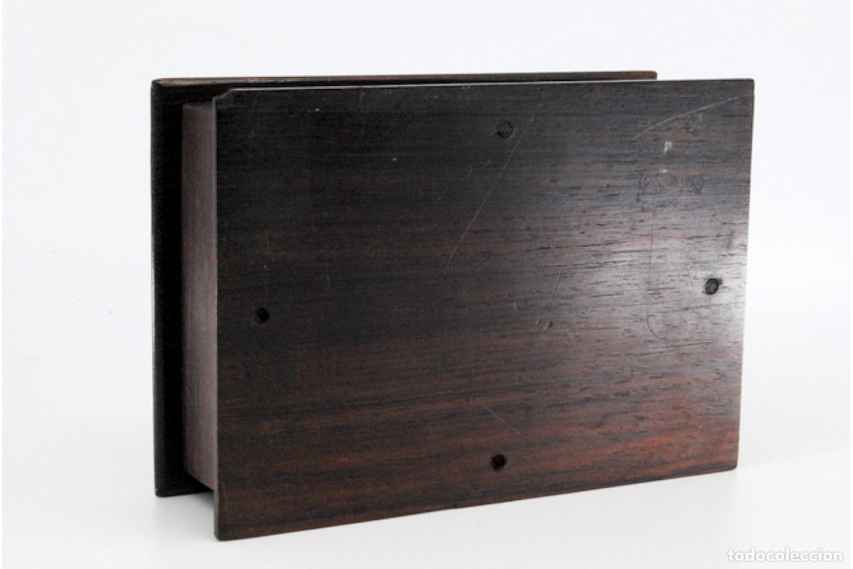 Antig&uuml;edades: Caja de cigarrillos, hecha de madera y plata. - Foto 8