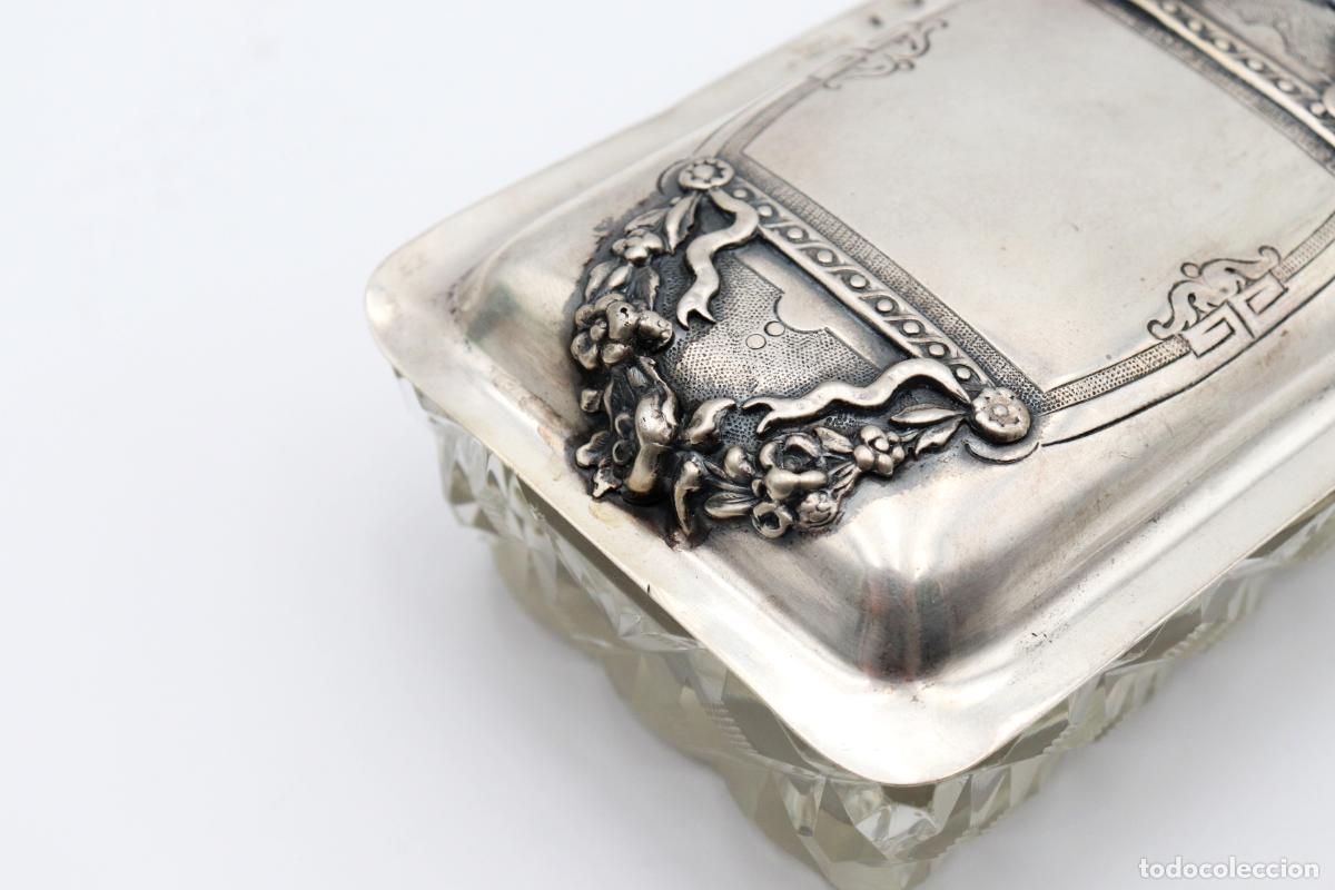Antig&uuml;edades: jabonera de plata - Foto 2