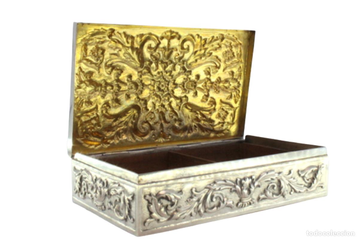 Antig&uuml;edades: Caja de tabaco, en plata - Foto 1
