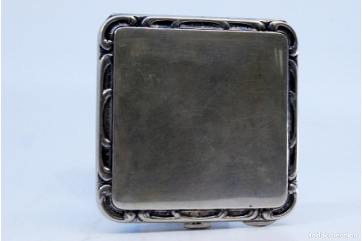 Antig&uuml;edades: Caja de belleza de plata - Foto 5