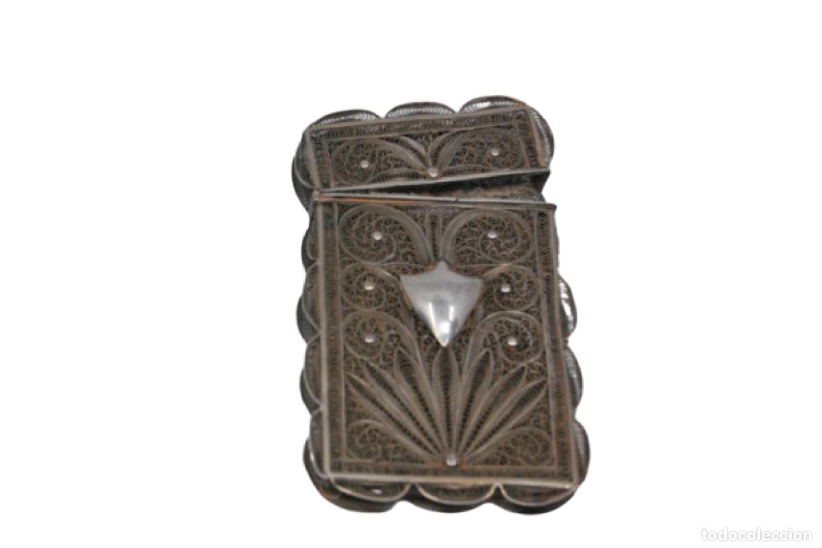 Antiques: Caja para tarjetas de visita, de filigrana de plata.