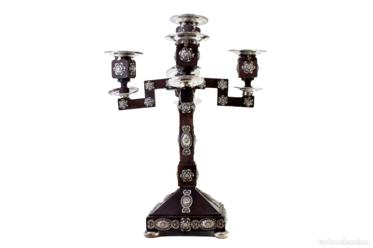 Antig&uuml;edades: Candelabros de madera y plata - Foto 1
