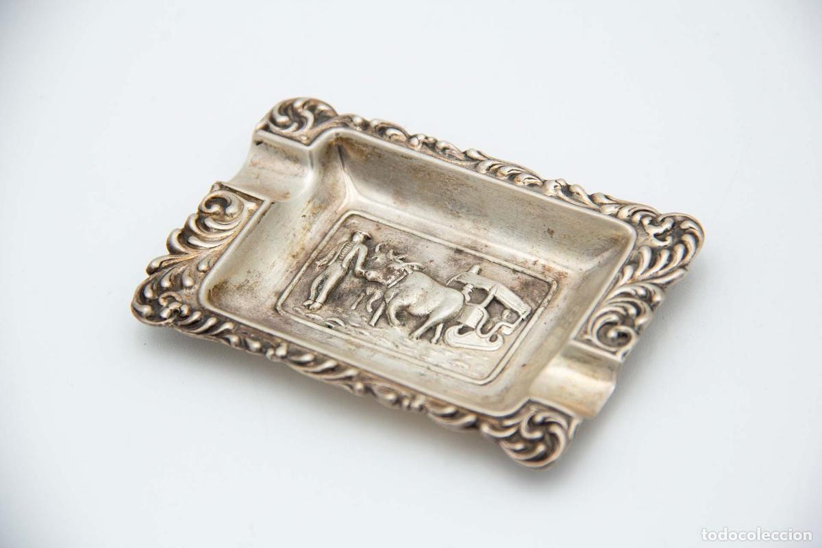 Antig&uuml;edades: Cenicero de plata - Foto 2