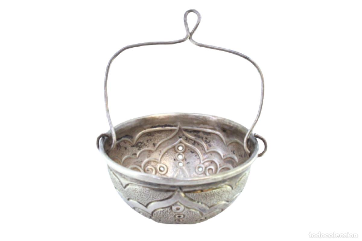 Antig&uuml;edades: Colador de t&eacute;, en plata - Foto 1