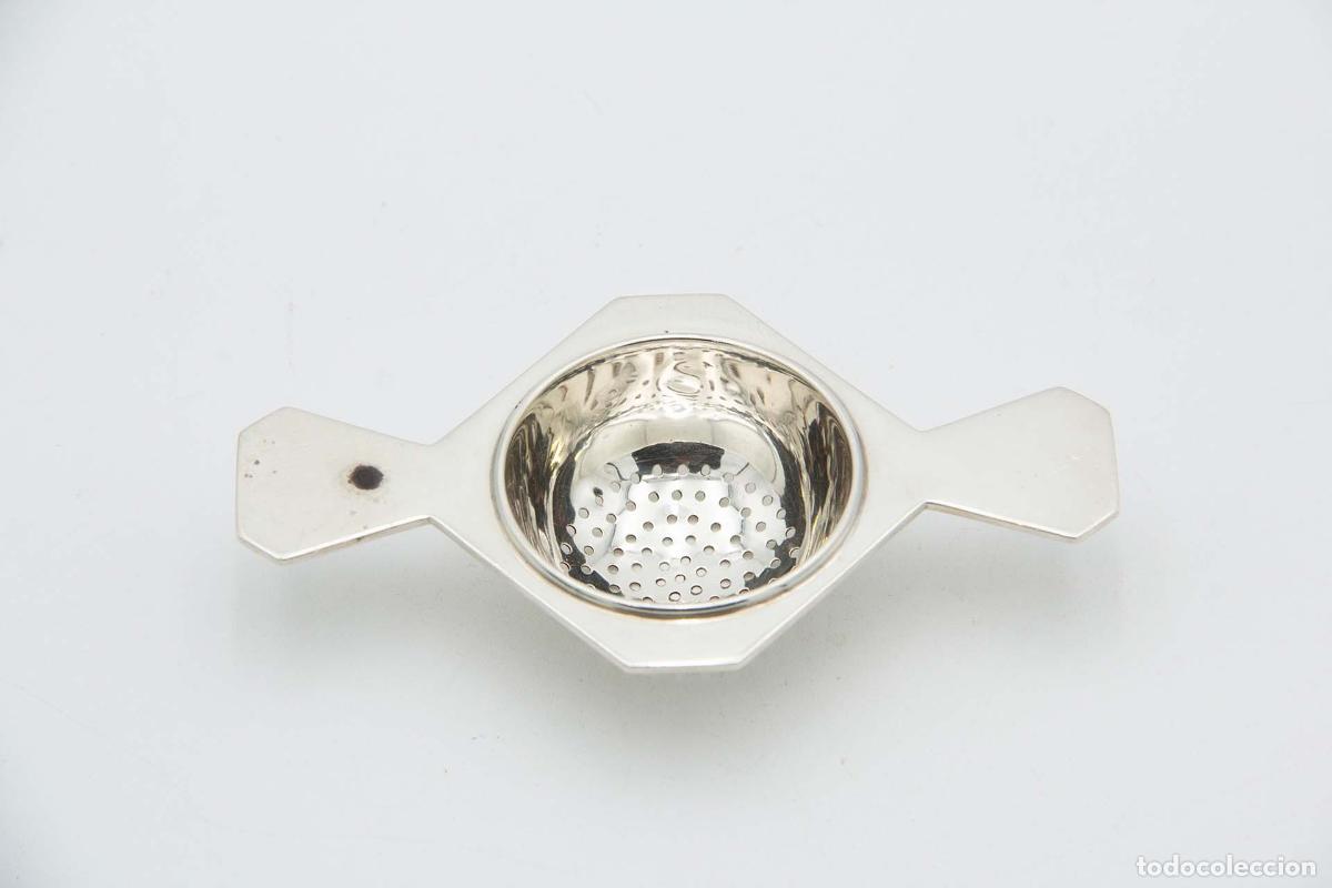 Antig&uuml;edades: Colador de t&eacute;, en plata - Foto 1