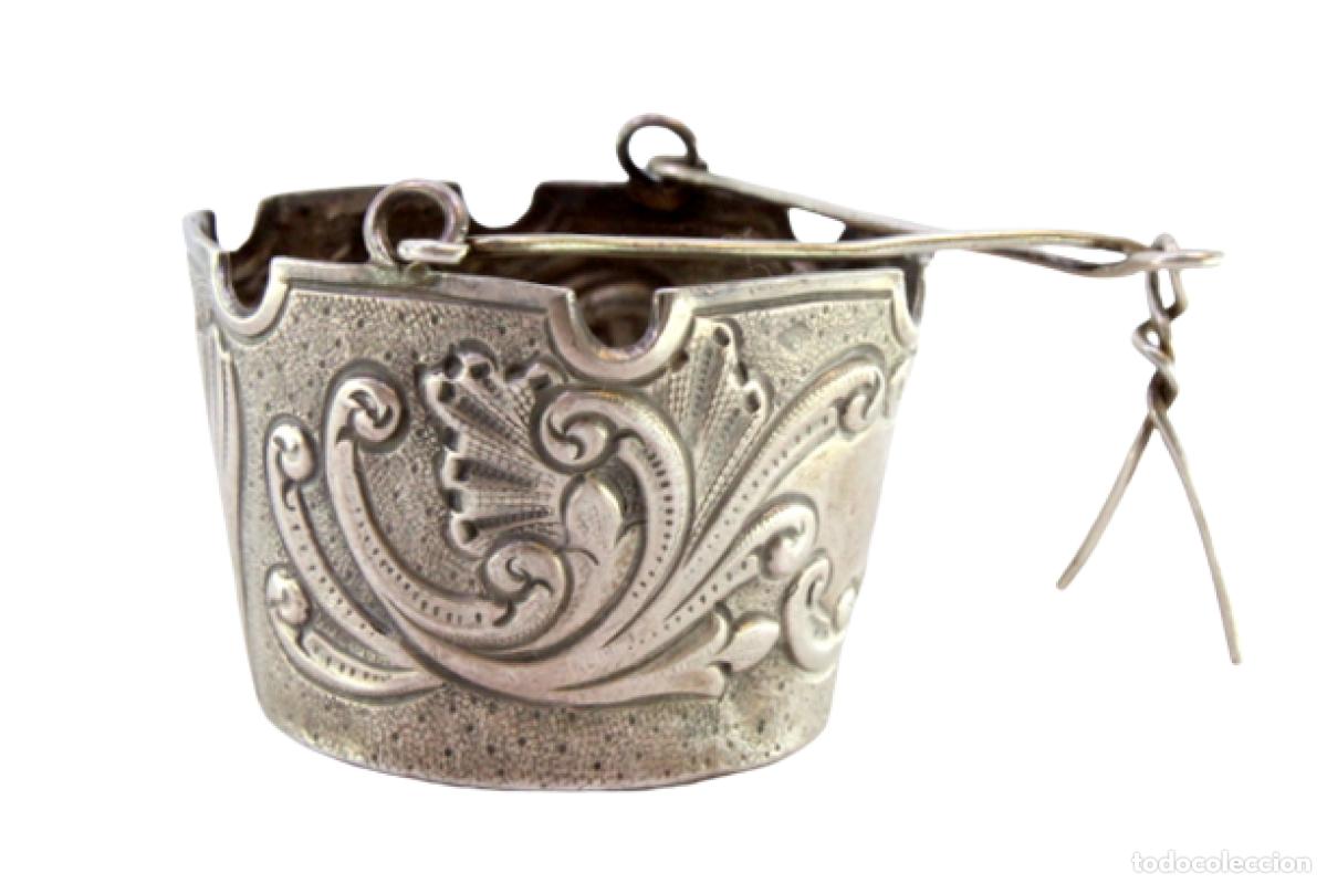 Antig&uuml;edades: Colador de t&eacute;, en plata - Foto 1