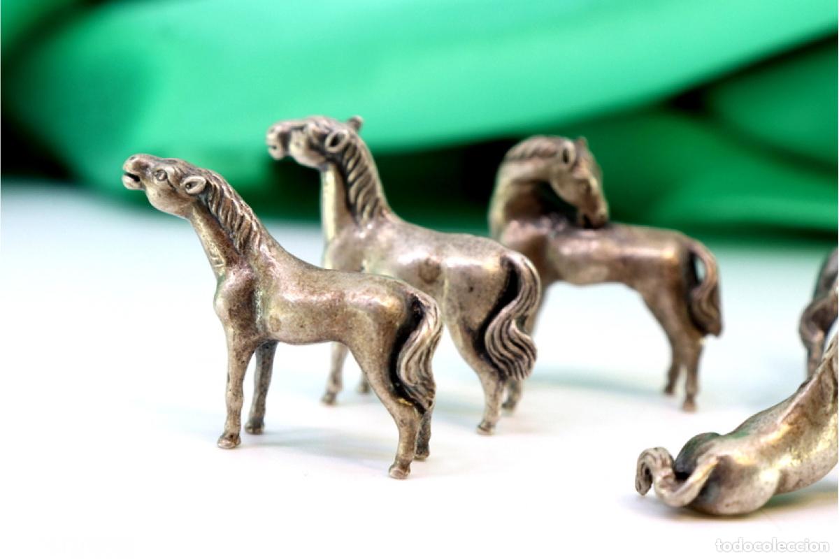 Antig&uuml;edades: Conjuntos de siete caballos de plata - Foto 2